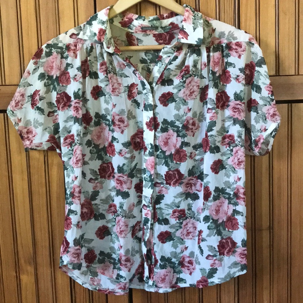 Floral Vintage-style Blouse